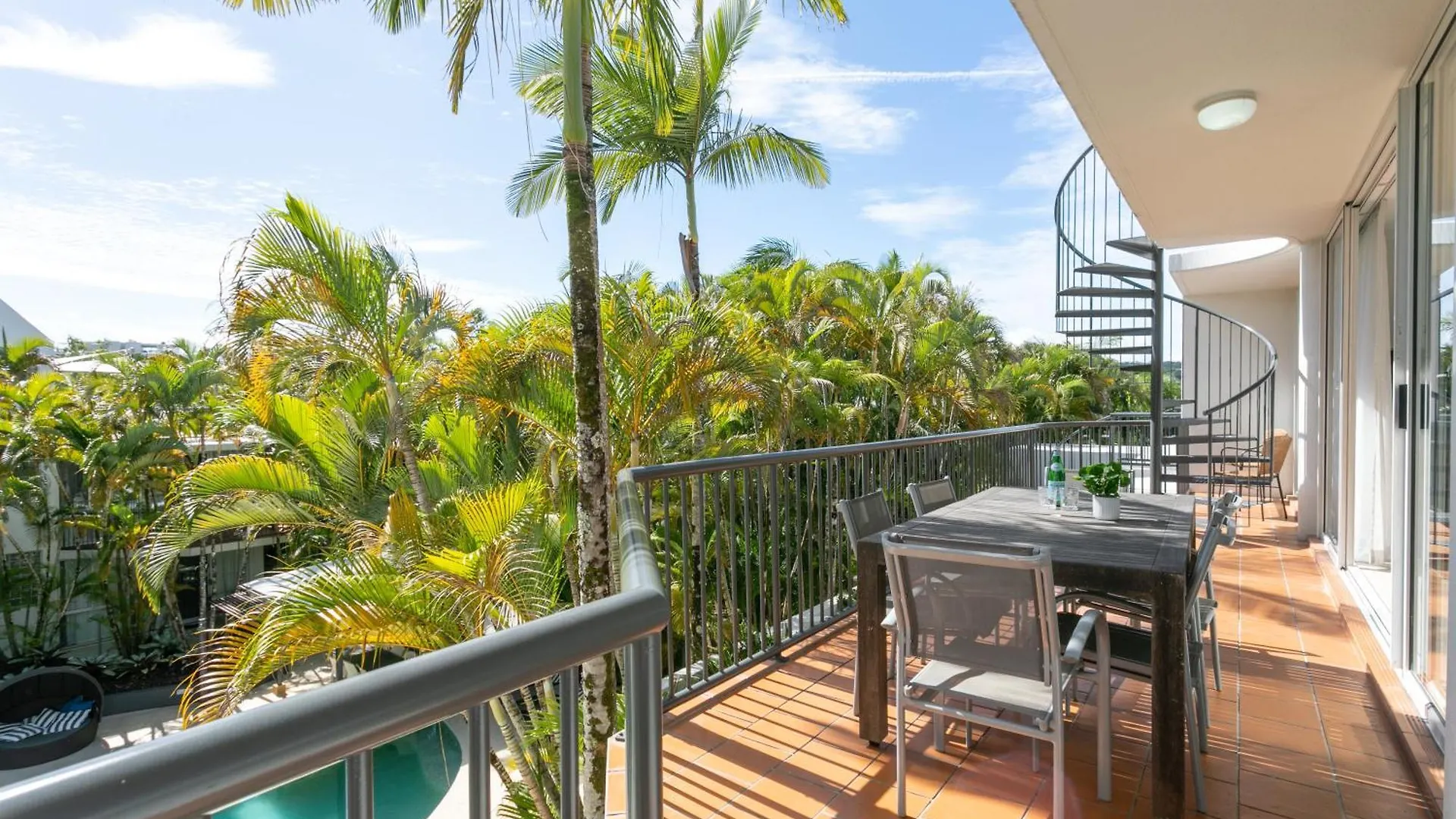 Aparthotel Noosa Tropicana Noosaville
