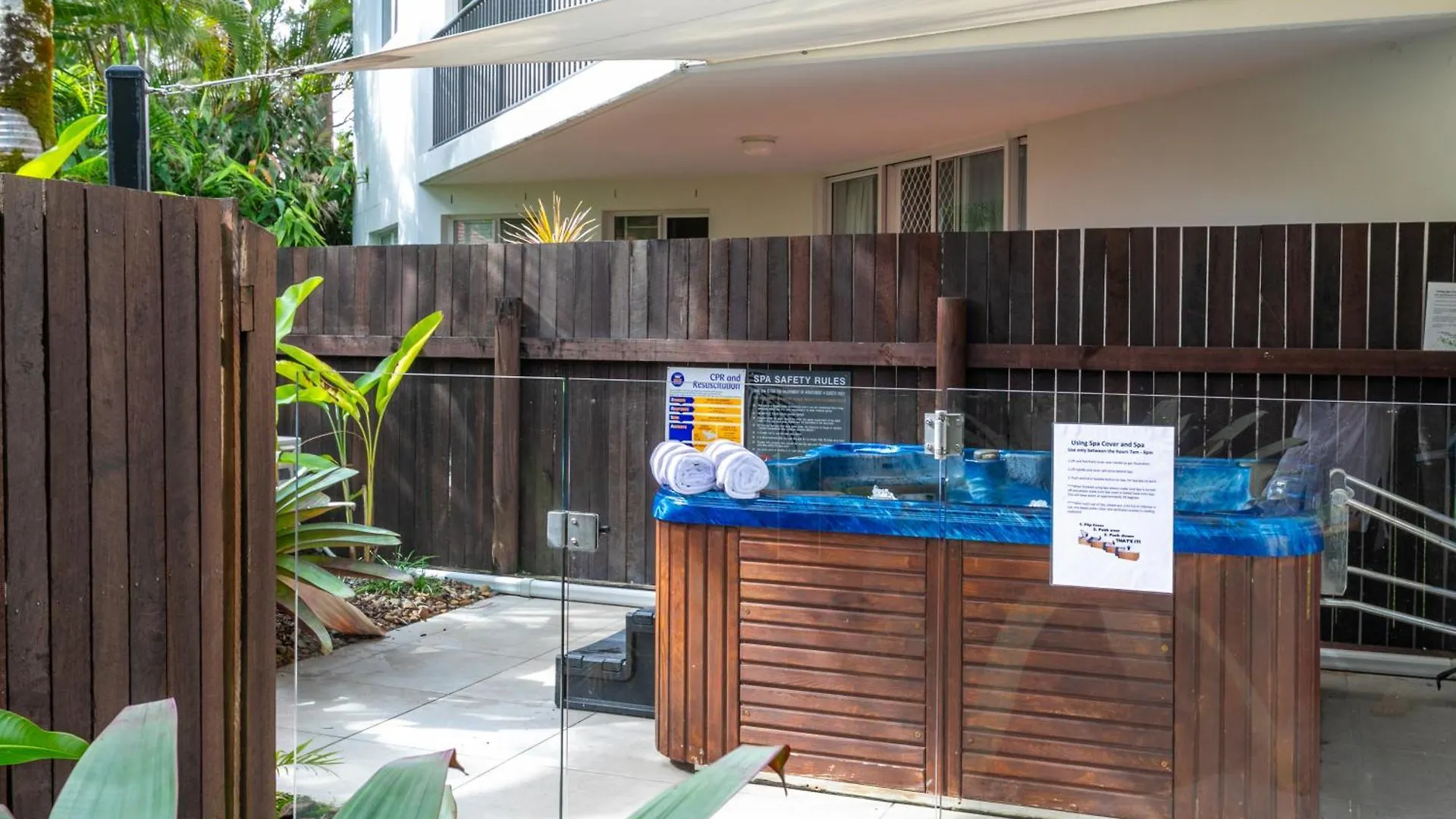 Aparthotel Noosa Tropicana Noosaville