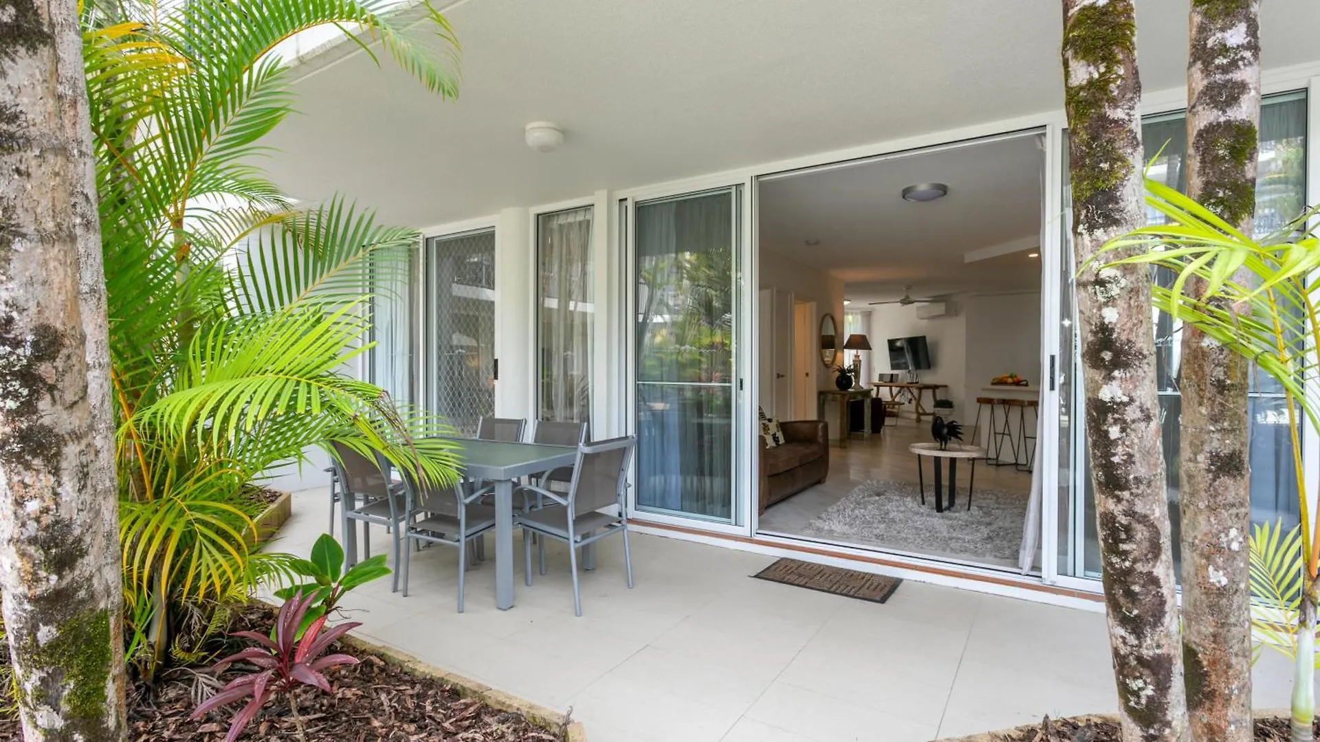 Noosa Tropicana Noosaville 4*,  Australia