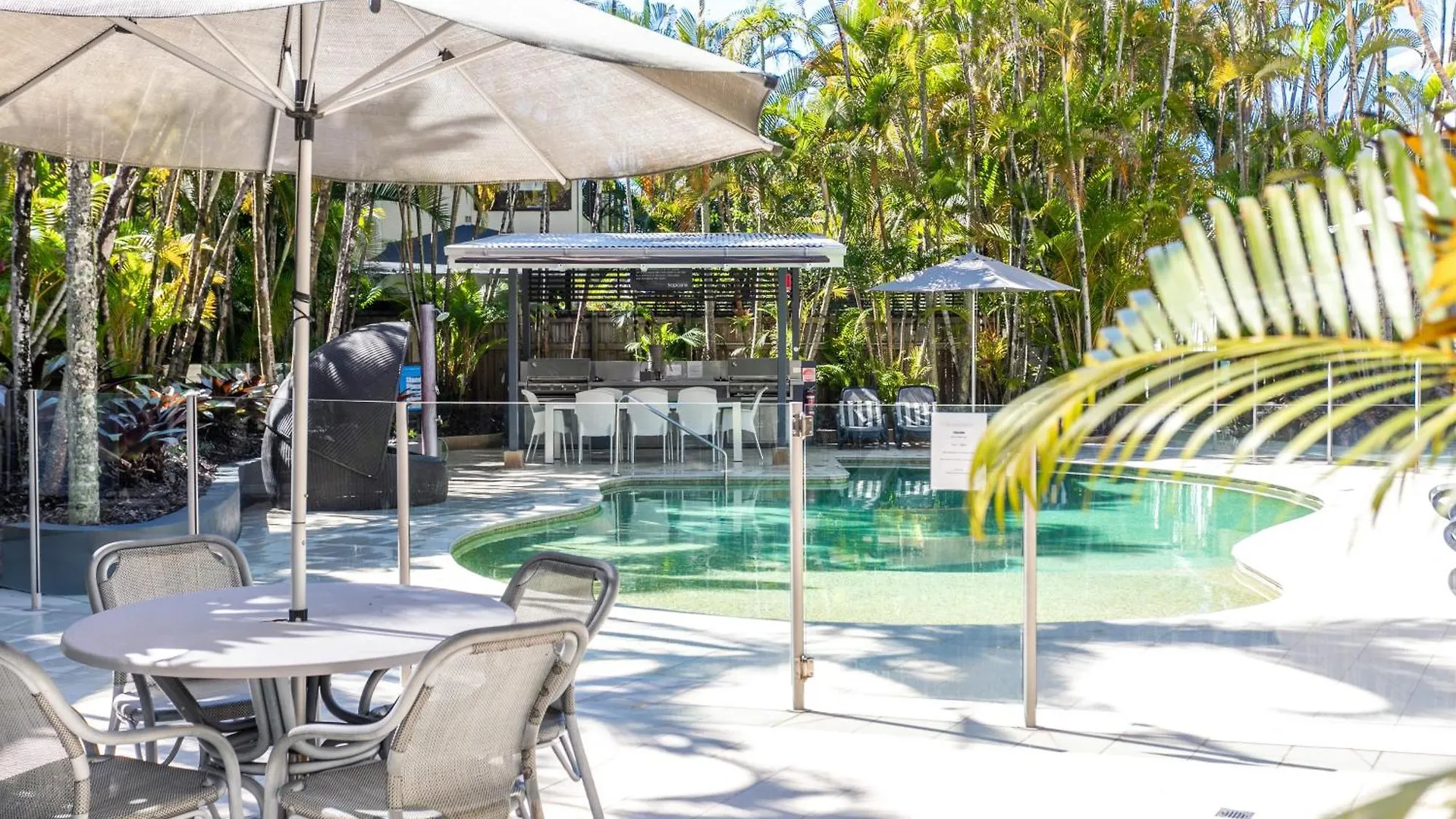 **** Aparthotel Noosa Tropicana Noosaville Australia
