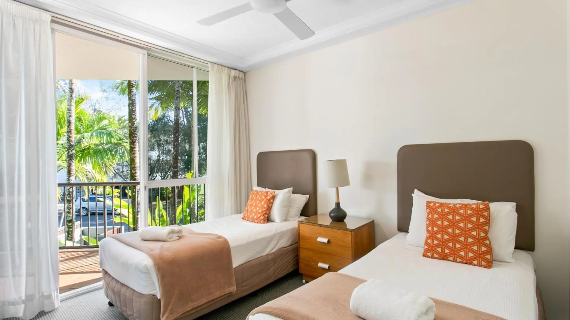 Noosa Tropicana Noosaville Aparthotel